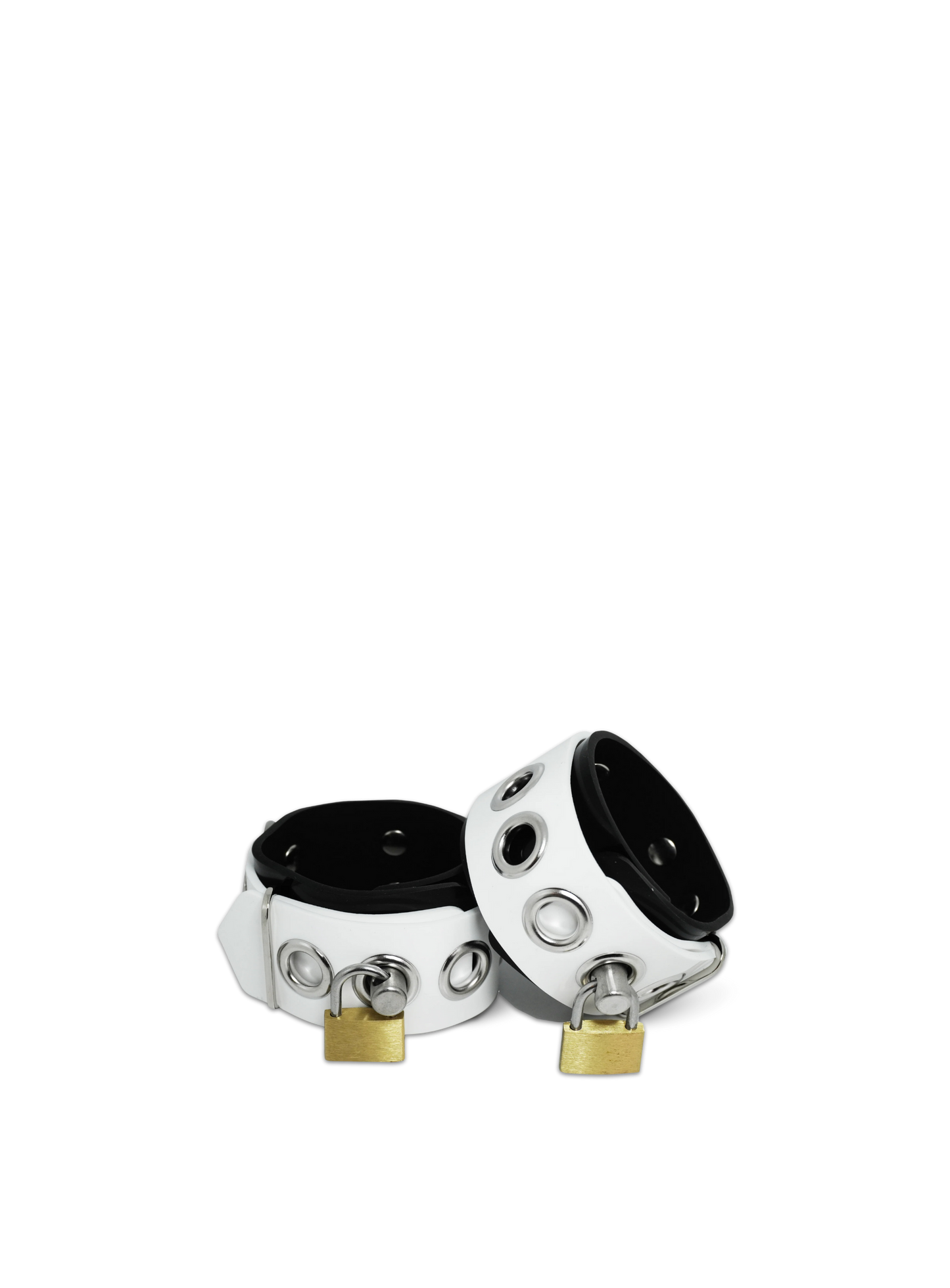 Dual-Tone Restraints
